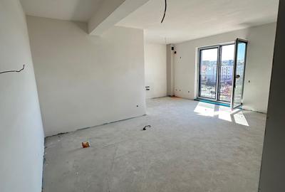 Apartament cu 2 camere decomandat în Între Lacuri - 5