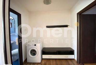 Apartament cu 2 camere semidecomandat, mobilat în Central