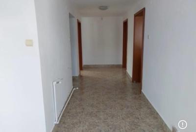 Casă cu 4 camere în Central - 1