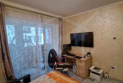 Apartament cu 4 camere semidecomandat, mobilat în Florești - 18