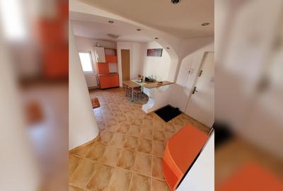 Apartament cu 3 camere semidecomandat în Plopilor - 4