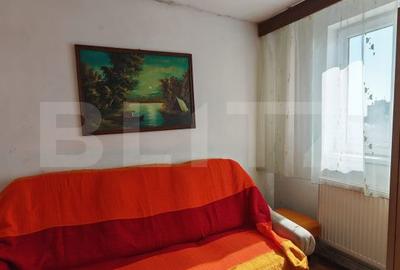 Apartament cu 2 camere semidecomandat în Micro 1 - 4
