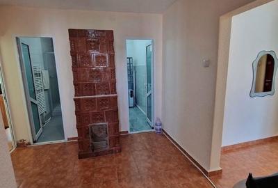 Apartament cu 3 camere decomandat în Central - 4