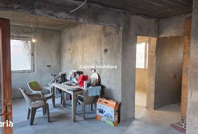 Casă cu 4 camere cu Teren 1056 Mp în Hinova - 7