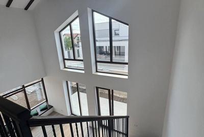 Casă cu 3 camere cu Teren 601 Mp în Moșnița Nouă