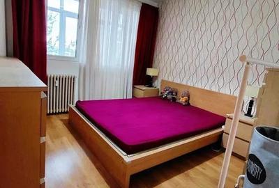 Apartament cu 2 camere semidecomandat, mobilat în 1 Mai - 2