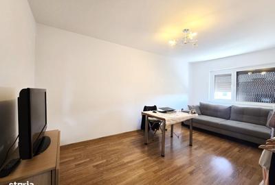 Apartament cu 2 camere decomandat în Micro 17