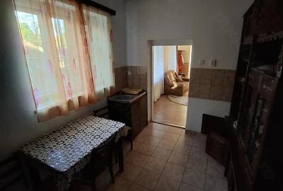 Casă cu Teren 688 Mp în Central