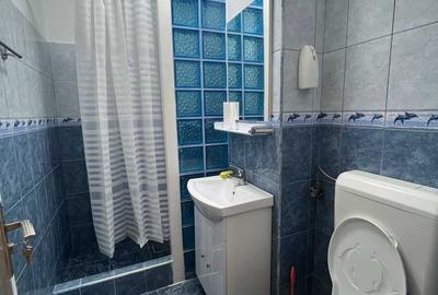 Apartament cu 3 camere decomandat în Colentina