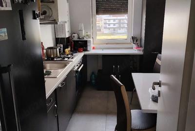 Apartament cu 3 camere decomandat în Dobroești - 1