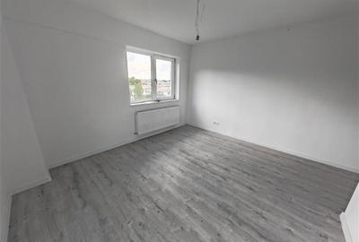 Apartament cu 3 camere decomandat în Frumoasa - 2