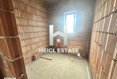 Casă cu 4 camere decomandat cu Teren 370 Mp în Central