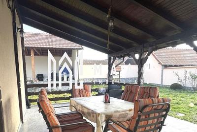 Casă cu 3 camere cu Teren 1250 Mp în Porumbacu de Jos