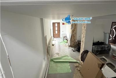 Casă cu 7 camere cu Teren 300 Mp în Central - 12