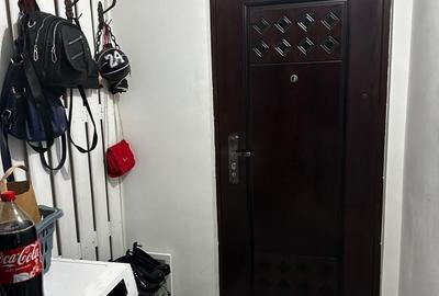 Apartament cu 3 camere semidecomandat în Debarcader - 1
