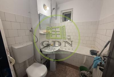 Apartament cu 3 camere decomandat în Calea București - 9