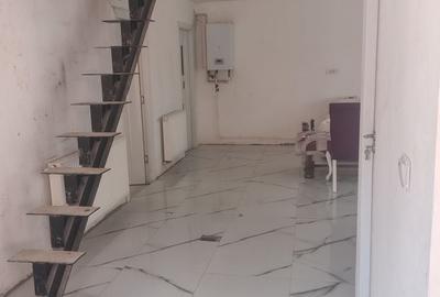 Casă cu 4 camere în Zădăreni