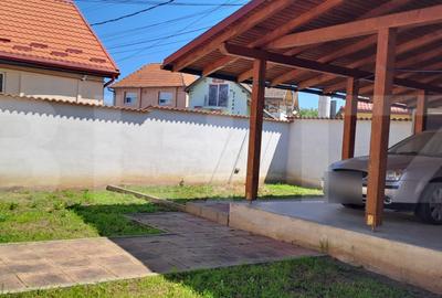 Casă cu 4 camere cu Teren 150 Mp în Central