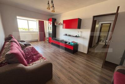 Apartament cu 2 camere decomandat, mobilat în Micro 6