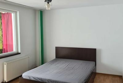 Apartament cu 2 camere decomandat în Precista