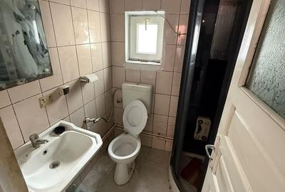 Apartament cu 2 camere decomandat în Parcul Carol