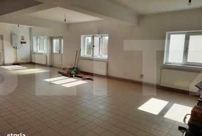 Casă cu 4 camere în Roșienii Mici