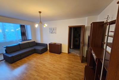 Apartament cu 2 camere semidecomandat, mobilat în Unirii