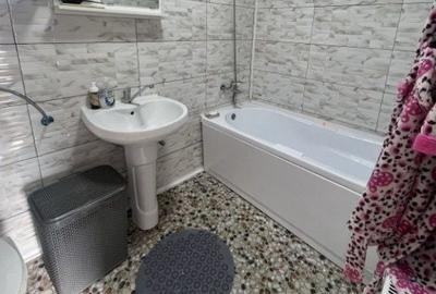 Casă cu 2 camere în Central