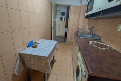 Apartament cu 2 camere decomandat în Găvana