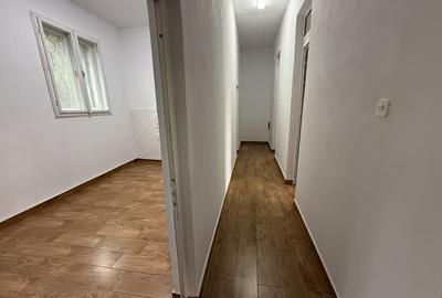 Spațiu comercial, de 195 mp, în Central - 4