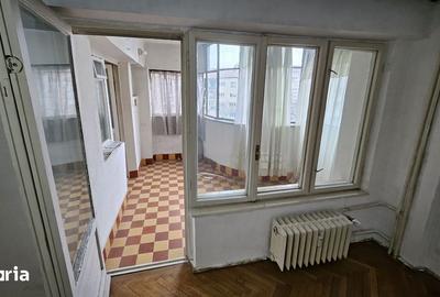 Apartament cu 3 camere decomandat în Dacia - 18