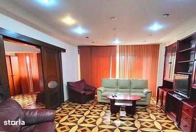 Apartament cu 3 camere semidecomandat în Iancului