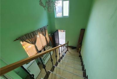 Casă cu 5 camere cu Canalizare în Avrig - 13