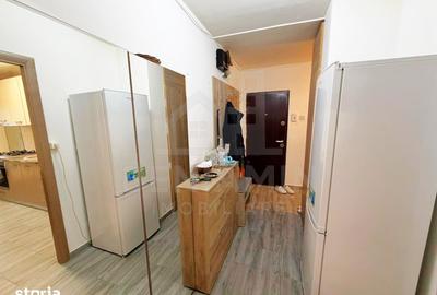 Apartament cu 3 camere decomandat în Florilor