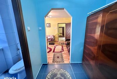 Apartament cu 2 camere semidecomandat în Republicii