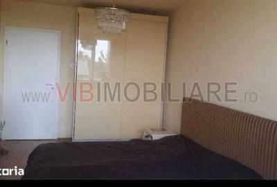 Apartament cu 3 camere, mobilat în Circumvalațiunii - 1