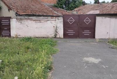 Casă cu 2 camere cu Teren 540 Mp în Central - 1