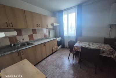 Apartament cu 3 camere semidecomandat în Dărmănești - 4