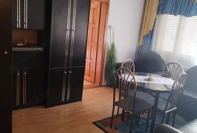 Apartament cu 3 camere semidecomandat în Central - 2