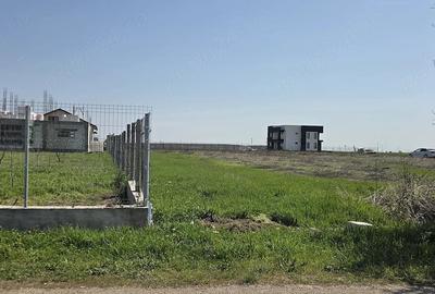 Teren de 536 mp, în Ulmi - 1