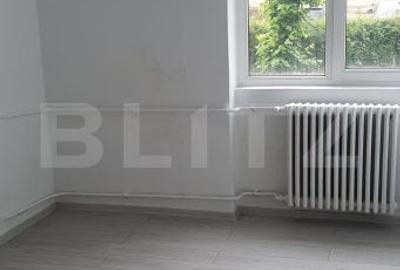 Apartament cu 3 camere semidecomandat în Central - 3