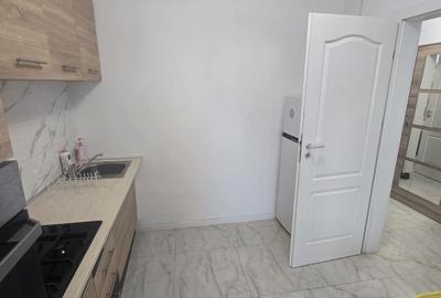 Garsonieră decomandată în Central