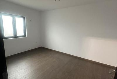 Casă cu 4 camere în Ciolpani - 1