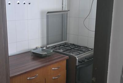 Garsonieră decomandată în Drumul Taberei
