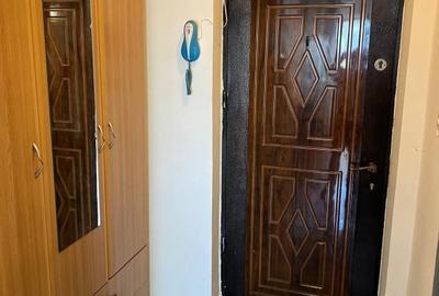 Garsonieră semidecomandată în Dobroești