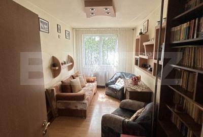 Apartament cu 3 camere decomandat în Calea Moldovei - 3