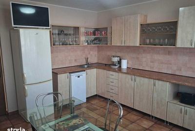 Casă cu 4 camere cu Teren 200 Mp în Bradu - 4