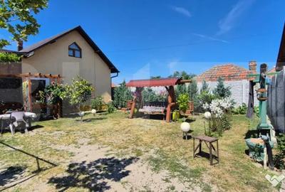 Casă cu 4 camere cu Teren 456 Mp în Central - 2