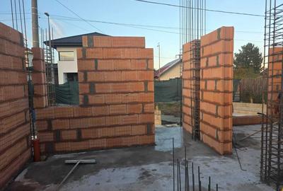 Casă cu 4 camere în Central - 3