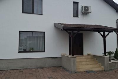 Casă cu 3 camere în Central - 8